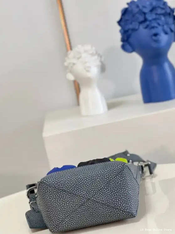 Rep HOBO CRUISER PM VUITTON LOUIS 0503